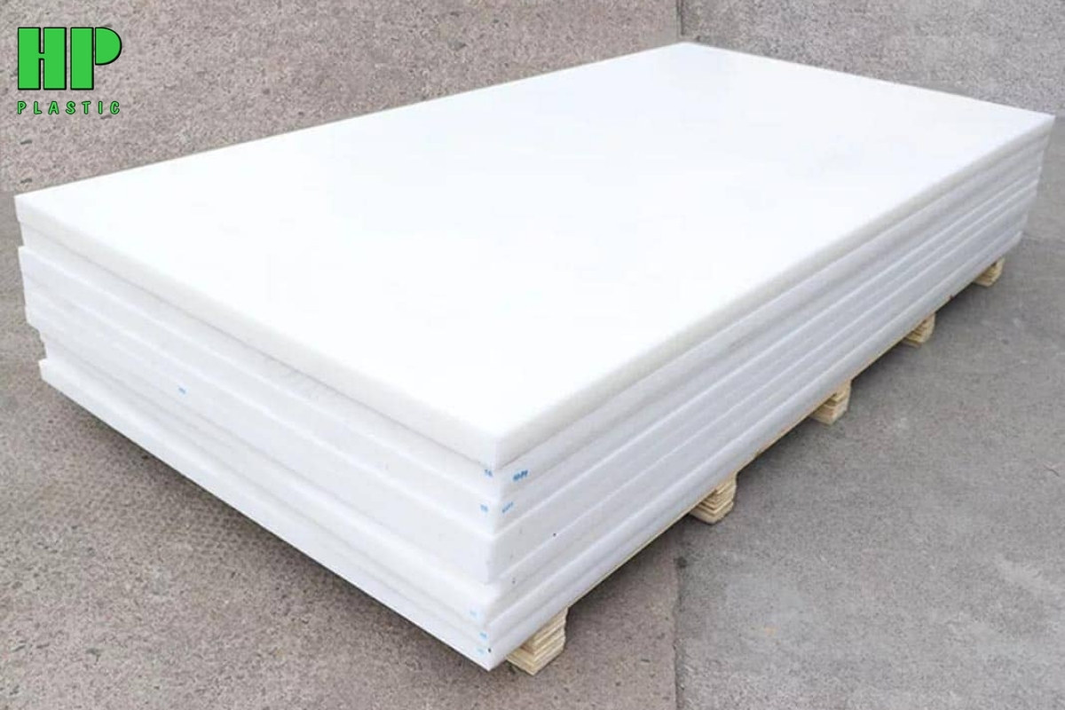 Tấm nhựa HDPE có độ bền bao lâu khi sử dụng ngoài trời?