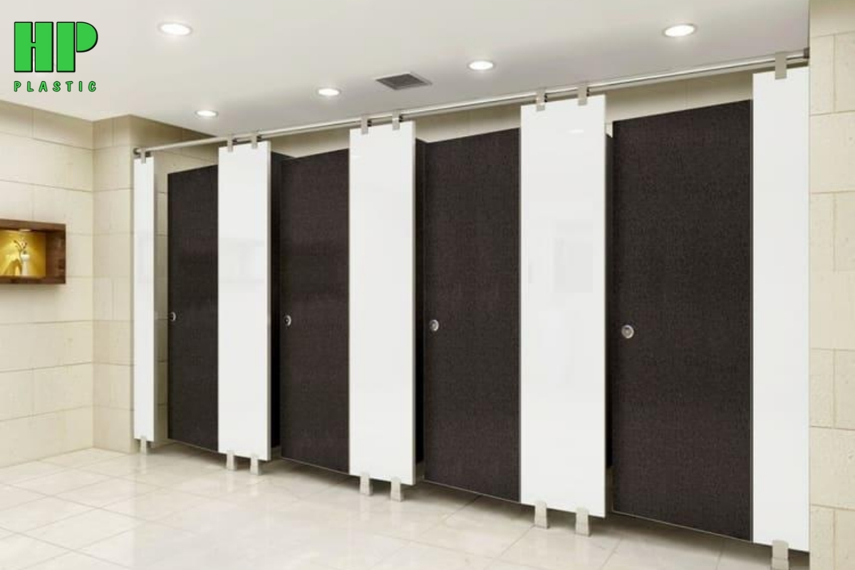 Có nên sử dụng tấm nhựa HDPE làm vách ngăn nhà xưởng?